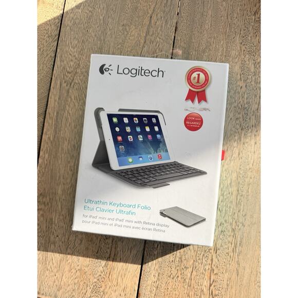 logitech ultrathin keyboard iPad mini - Picture 1 of 4
